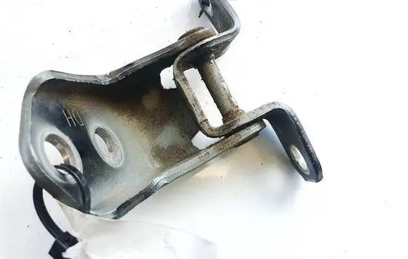 Mazda CX-3 Front door upper hinge