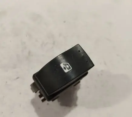 Renault Laguna II Electric window control switch 220511A