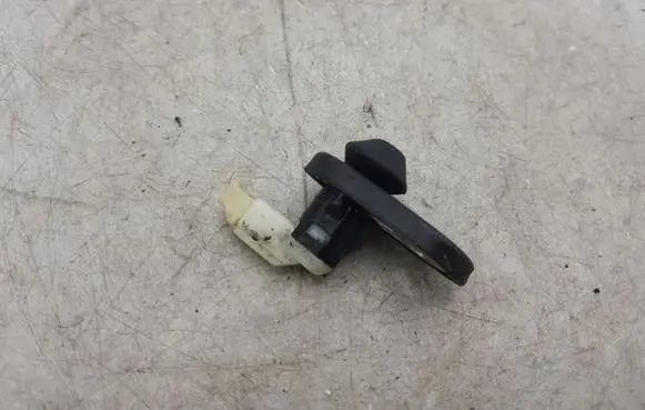 Toyota Corolla Verso AR10 Rear door sensor NOCODE