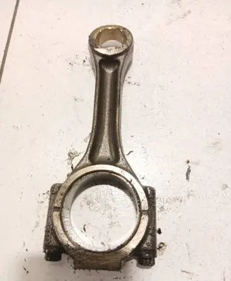 Volkswagen Transporter - Caravelle T5 Connecting rod/conrod V400