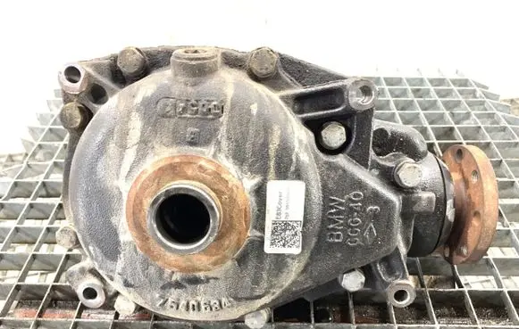 BMW X3 E83 Front differential 2005379