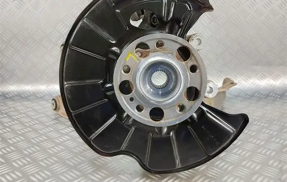Mercedes-Benz S W222 Stub axle A2220306