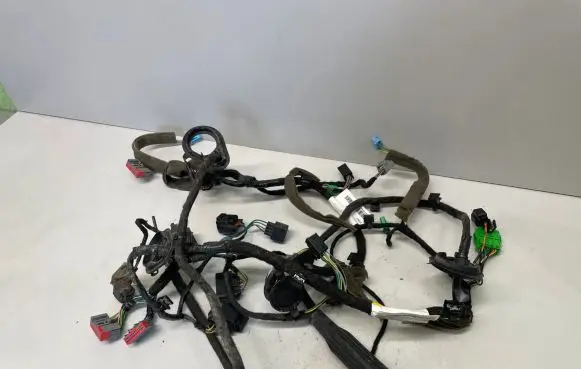 Volvo XC60 Front door wiring loom 31318713 31318713001