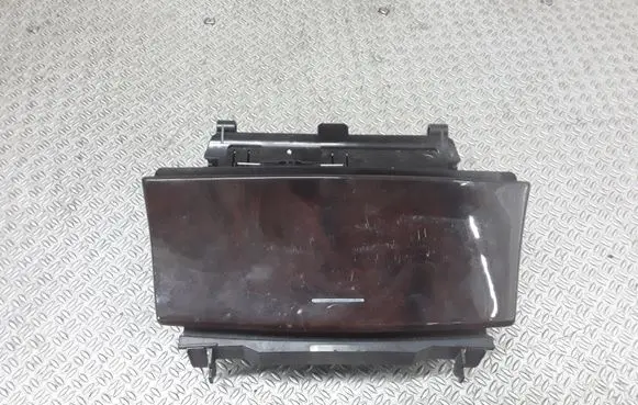 Car ashtray