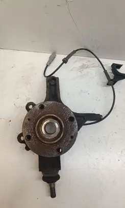 Peugeot 5008 Front wheel hub