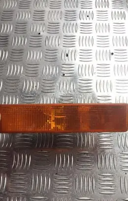 Ford Sierra Front indicator light 83bg13368aa