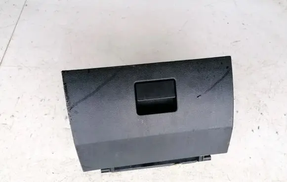 Ford Fiesta Glove box