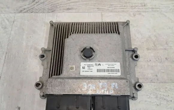 Peugeot 308 Engine control unit/module A2C1444650001 9823238580 9806671980