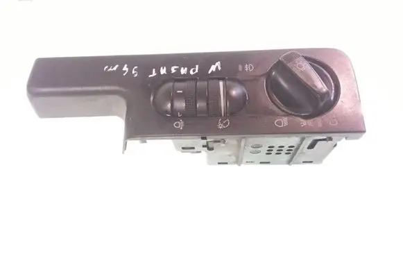 Volkswagen PASSAT B4 Light switch 3A1941531E
