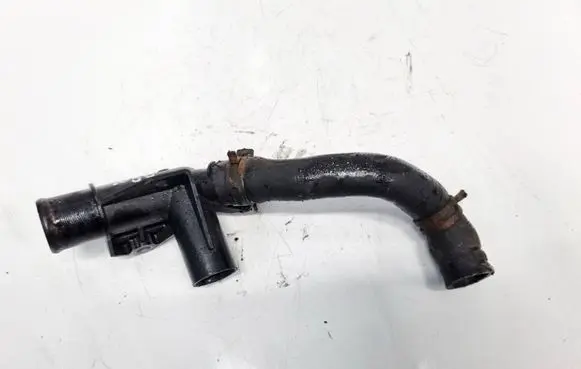 Peugeot 3008 I Engine coolant pipe/hose 9684589080