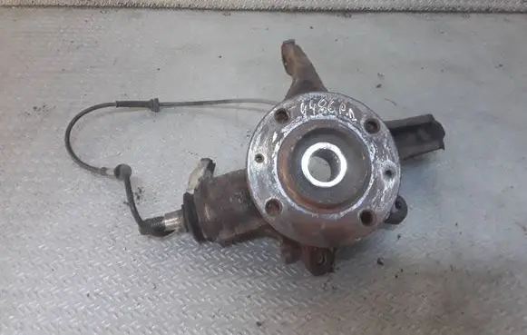 Citroen C4 Grand Picasso Front wheel hub spindle knuckle 