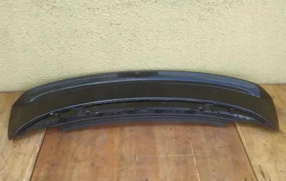 Tailgate/trunk spoiler