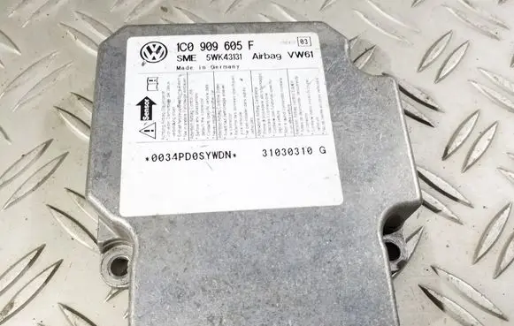 Skoda Roomster (5J) Airbag control unit/module 1C0909605F 5WK43131 31030310G