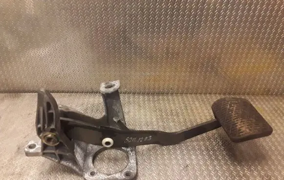 Mercedes-Benz E W211 Brake pedal 2112941001 A2112941001