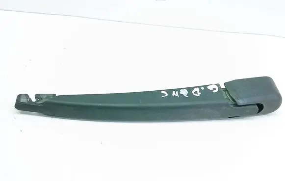 Ford Focus Rear wiper blade arm 