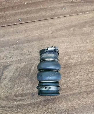 Ford Focus Intercooler hose/pipe