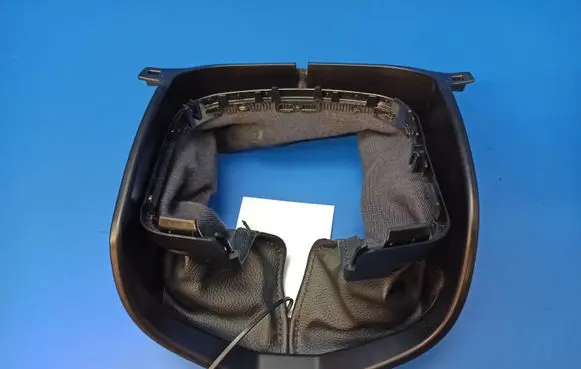 Steering wheel column trim