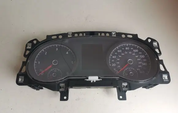 Volkswagen Golf VII Speedometer (instrument cluster) 5G0920961A