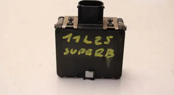 Skoda Superb B8 (3V) Distronic sensor radar 3Q0907561C