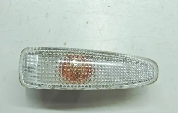 Mitsubishi ASX Front fender indicator light