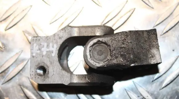 Volvo XC90 Steering column universal joint 