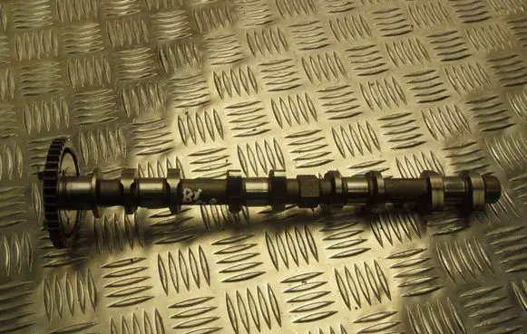Toyota Yaris Camshaft SZEX BV518