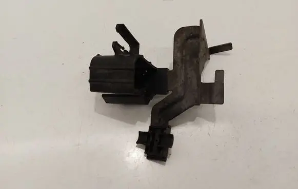 Volkswagen Golf VI Other engine bay part 5K0971858
