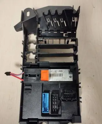 Audi A6 S6 C6 4F Light module LCM 4F0907289G 4F0910289G 5DK008762