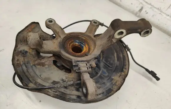 Mercedes-Benz B W246 W242 Front wheel hub spindle knuckle