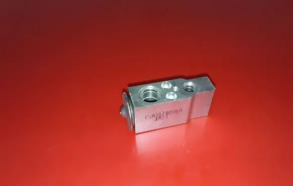 Mitsubishi ASX Air conditioning (A/C) expansion valve CSA387B006A