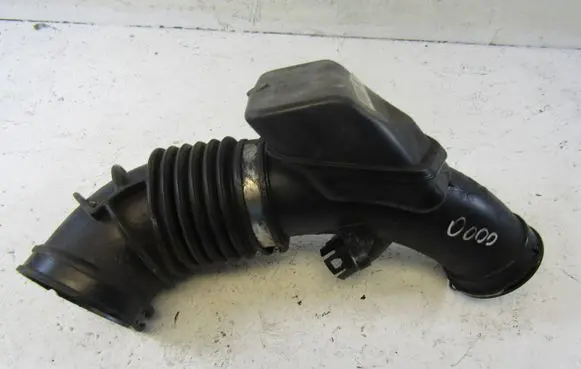 BMW 5 G30 G31 G38 Air intake duct part 8587573
