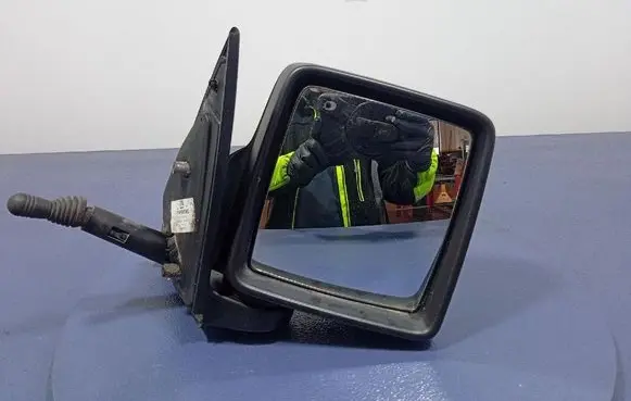 Opel Combo C Front door electric wing mirror 24400682