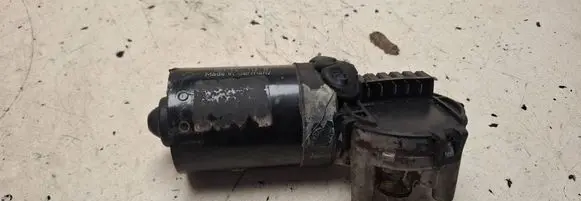 Front wiper linkage and motor
