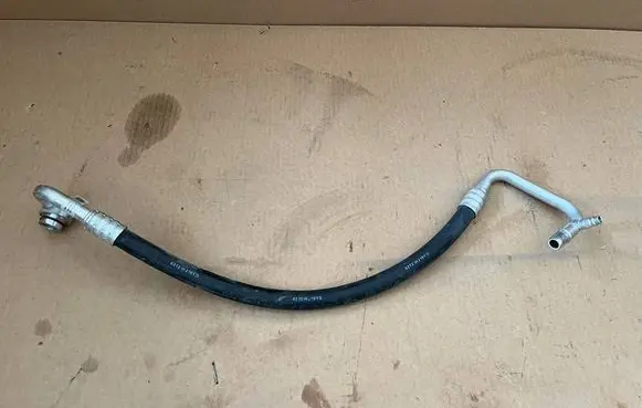 Audi A4 S4 B8 8K Air conditioning (A/C) pipe/hose 8T0260707B