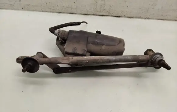 Renault Scenic I Front wiper linkage and motor
