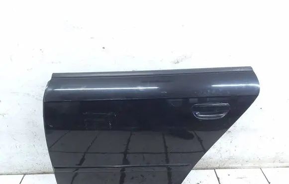 Seat Exeo (3R) Rear door 