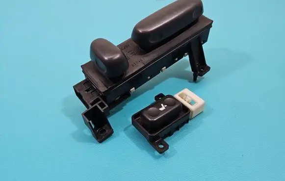 Toyota RAV 4 (XA30) Seat control switch 18A189 IMPRK1502760