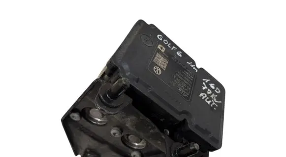 Volkswagen Golf VI ABS Pump 1K0614517DG 1K0907379BJ