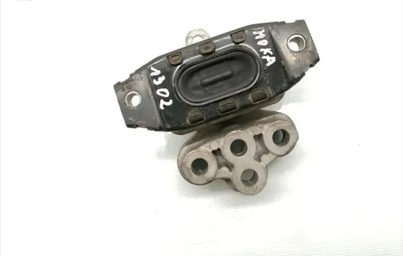 Opel Mokka Engine mount bracket 3000566