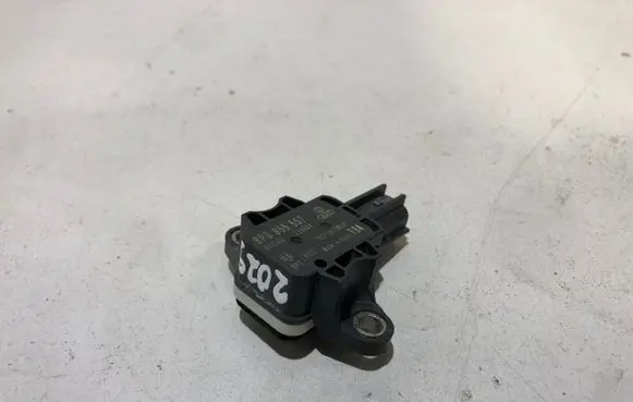 Audi A4 S4 B7 8E 8H Airbag deployment crash/impact sensor 8P0955557