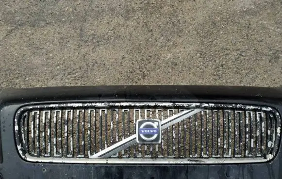 Volvo V50 Front grill