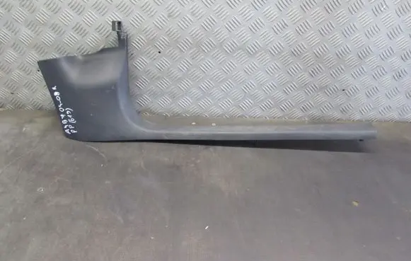 Audi A4 S4 B7 8E 8H Front sill trim cover 8E0867272