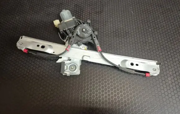 Ford Fiesta Front door window regulator with motor 0130822407