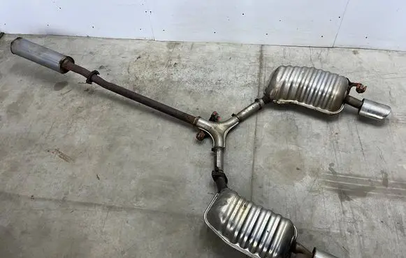 Muffler/silencer