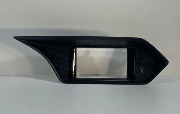 Mercedes-Benz E W212 Radio/GPS head unit trim A2126801236
