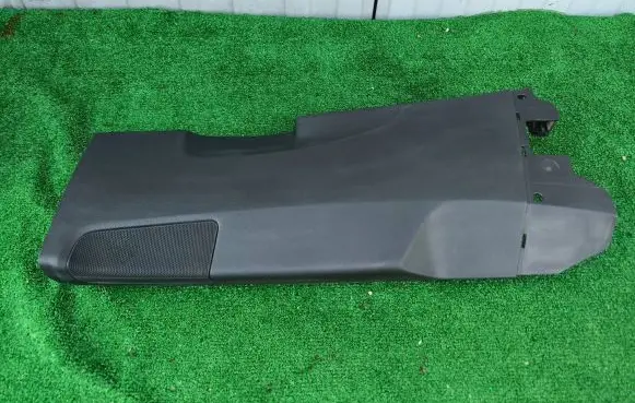 Audi Q7 4M (A) pillar trim 4M0867239G 4M0867239F