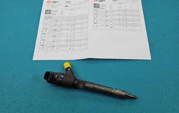 Fuel injector