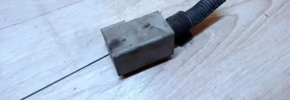 Coolant fan relay