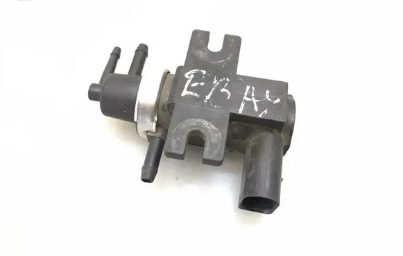 Skoda Octavia Mk1 (1U) Turbo solenoid valve 1J0906627