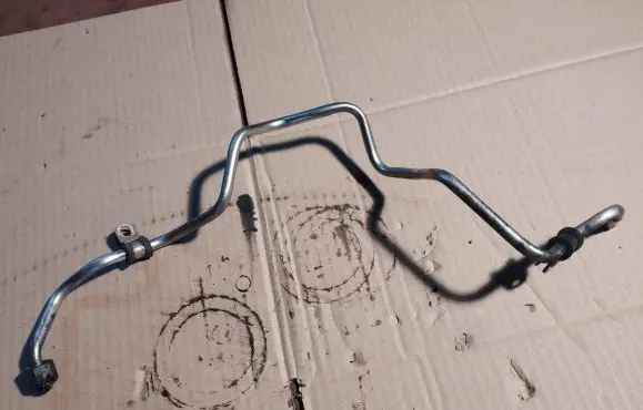 Dodge Journey Turbo turbocharger oiling pipe/hose